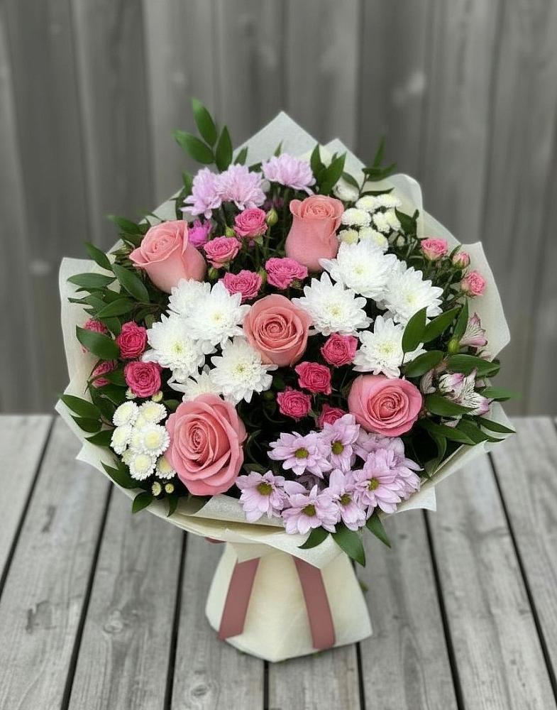 Букет цветов из: Альстромерии, Гвоздики, Розы и Хризантемы в Зеленоборском