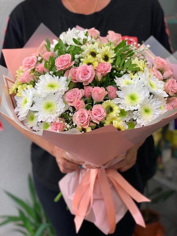 Букет цветов из: Розы и Хризантемы в Зеленоборском