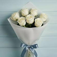 Букет 7 Белых роз Эдлесс Лав в Зеленоборском
