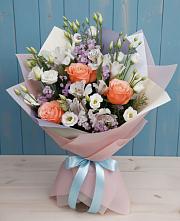 Букет цветов из:  Лизиантусы, Розы, Альстромерии и Гипсофила #REPLACE_PRED# Зеленоборском