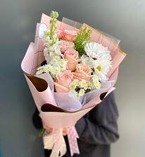 Букет цветов из:  Хризантемы и Розы в Зеленоборском