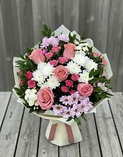Букет цветов из:  Альстромерии, Гвоздики, Розы и Хризантемы в Зеленоборском
