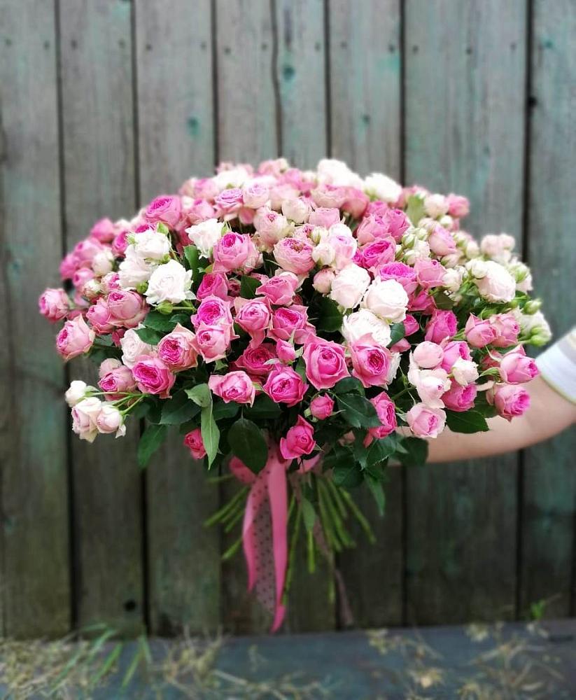 Букет Розовые кустовые розы Натали и Лав Лидия в Зеленоборском