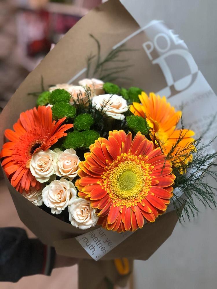 Букет цветов из: Герберы, Хризантемы и Розы в Зеленоборском